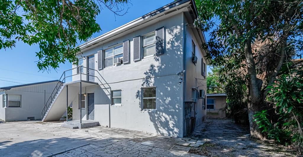 723 21ST Street B, West Palm Beach, FL 33407