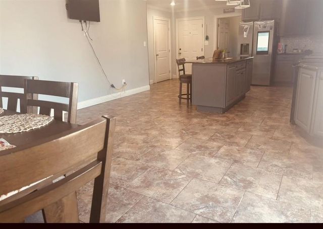 7007 S Burgundy Drive, Lake Charles, LA 70605