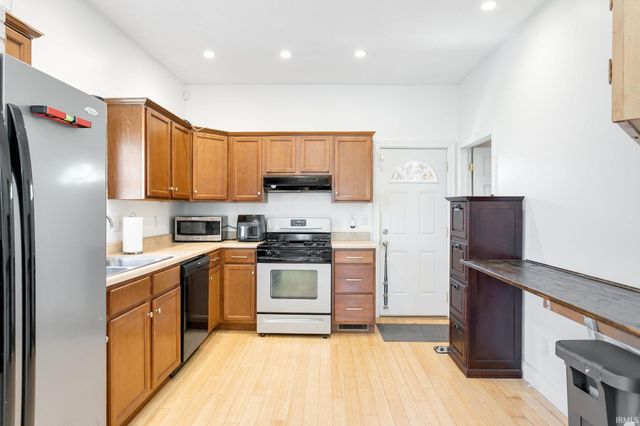 1421 Chalfant Street, South Bend, IN 46617