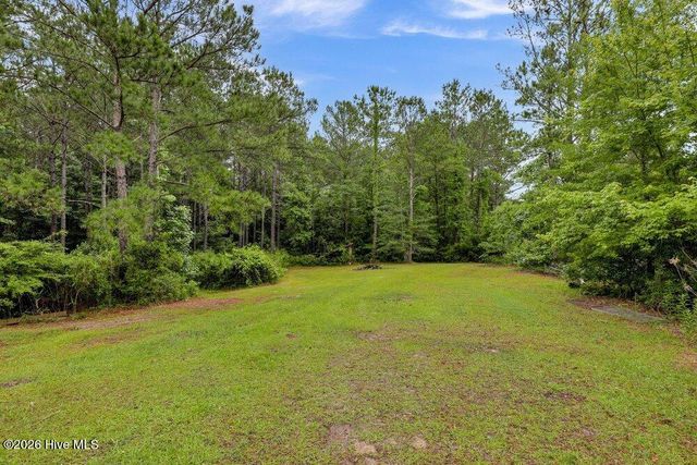 635 Cross Creek Drive, Hampstead, NC 28443