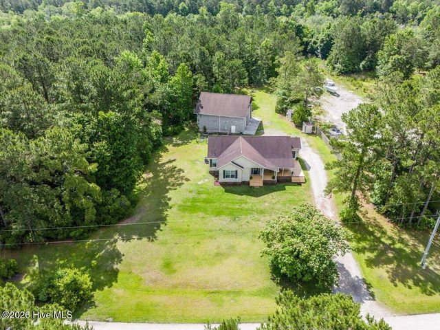 635 Cross Creek Drive, Hampstead, NC 28443