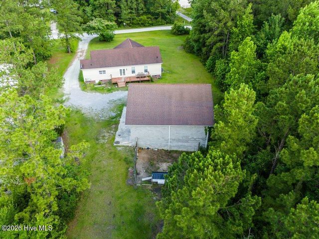 635 Cross Creek Drive, Hampstead, NC 28443