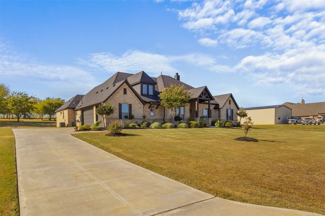 141 Vista Ridge Drive, Decatur, TX 76234