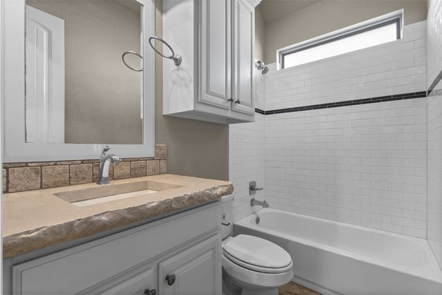 141 Vista Ridge Drive, Decatur, TX 76234