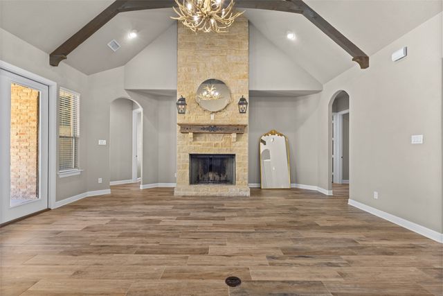 141 Vista Ridge Drive, Decatur, TX 76234