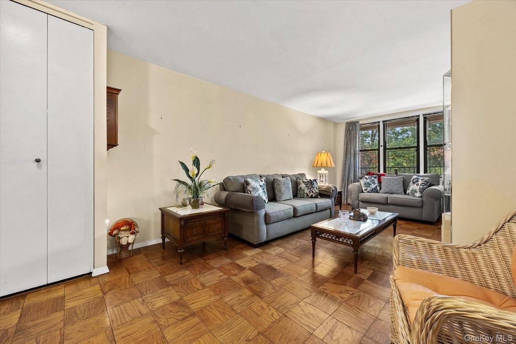 1874 Pelham Parkway S 2R, Bronx, NY 10461 — photo 4