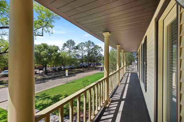 12202 Whittington Drive, Houston, TX 77077