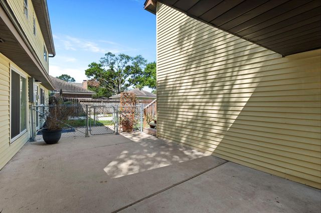 12202 Whittington Drive, Houston, TX 77077