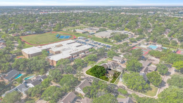 12202 Whittington Drive, Houston, TX 77077