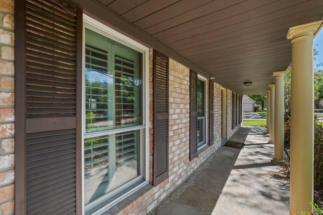 12202 Whittington Drive, Houston, TX 77077