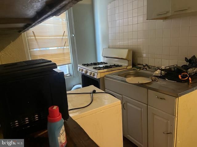 4817 N 11TH ST, Philadelphia, PA 19141