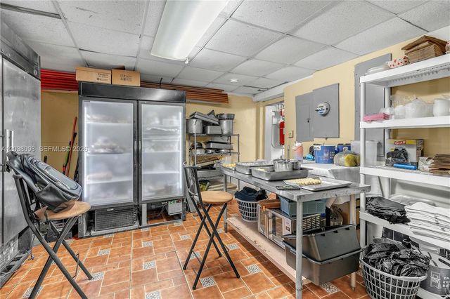 365 N Royal Poinciana Boulevard, Miami Springs, FL 33166