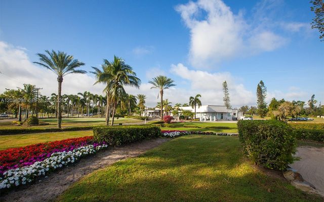 365 N Royal Poinciana Boulevard, Miami Springs, FL 33166