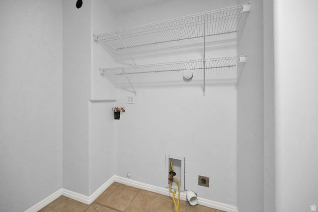 1445 W SILVERCREEK DR, Layton, UT 84041