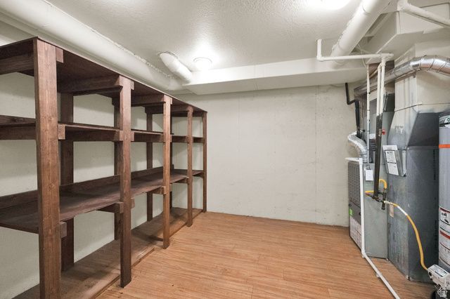 1445 W SILVERCREEK DR, Layton, UT 84041