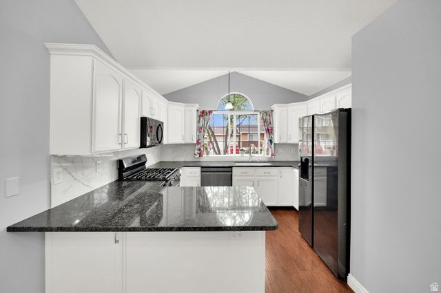 1445 W SILVERCREEK DR, Layton, UT 84041