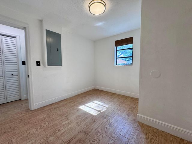 2390 SW 18th Avenue, Fort Lauderdale, FL 33315