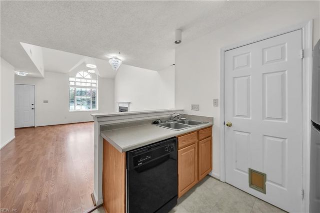 379 Lees Mill DR, Newport News, VA 23608