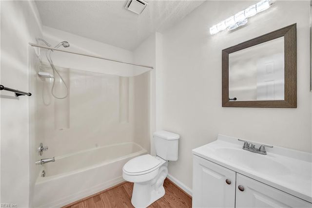 379 Lees Mill DR, Newport News, VA 23608