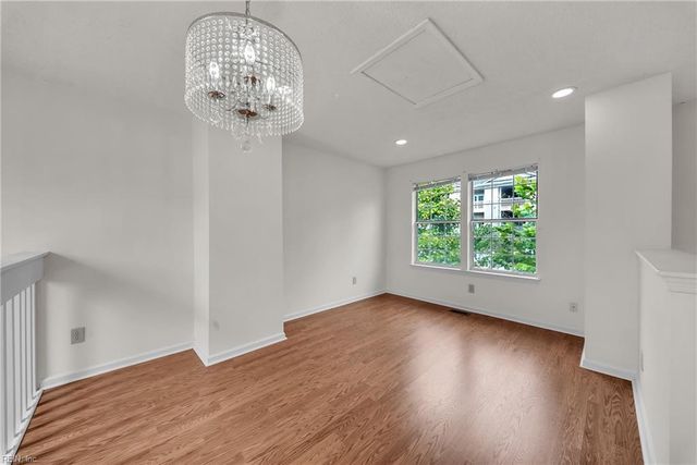 379 Lees Mill DR, Newport News, VA 23608