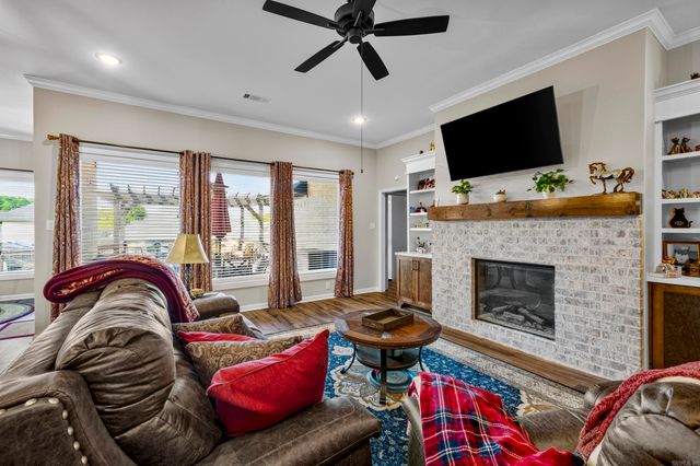 4016 Elizabeth Court, Benton, AR 72019
