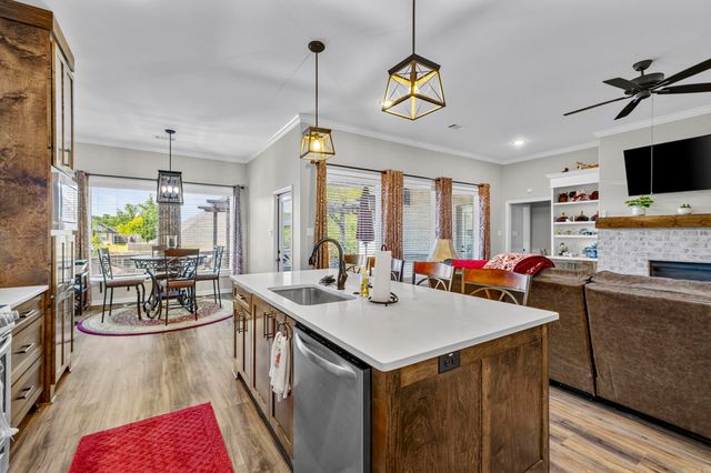 4016 Elizabeth Court, Benton, AR 72019