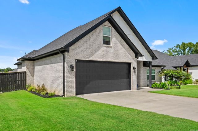 4016 Elizabeth Court, Benton, AR 72019