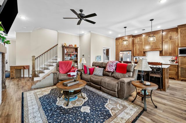 4016 Elizabeth Court, Benton, AR 72019