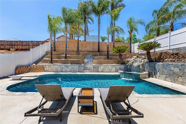 137 S Nebraska, Lake Elsinore, CA 92530