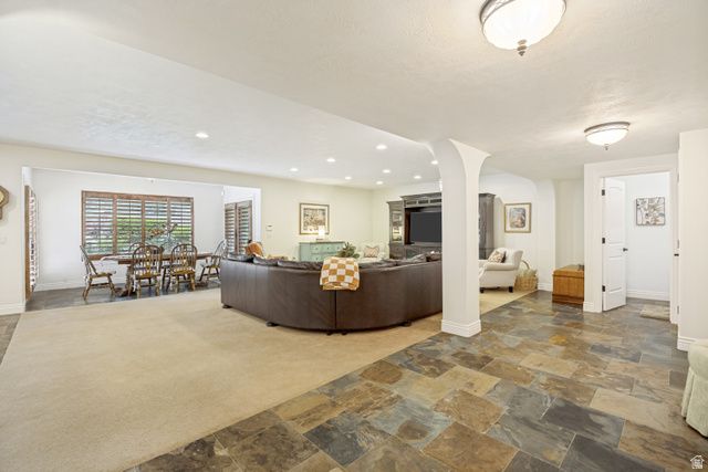 11201 S GRACIE VIEW LN, South Jordan, UT 84095