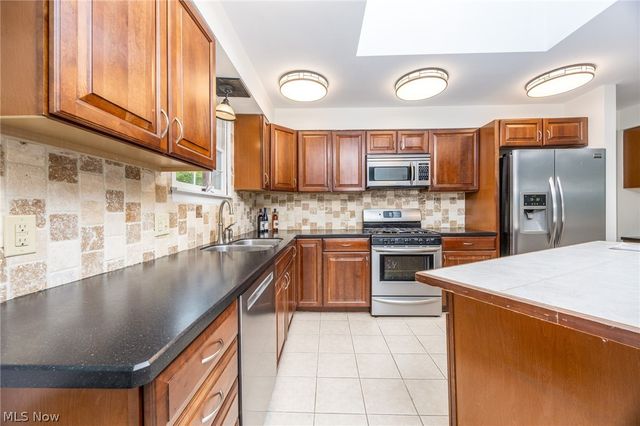 140 Sylvan Way, Marietta, OH 45750