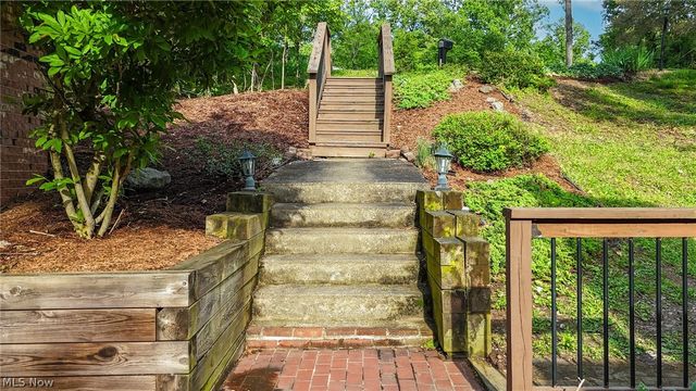 140 Sylvan Way, Marietta, OH 45750