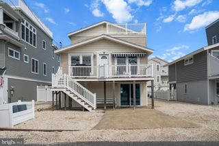 9 W MCKINLEY AVE, Long Beach, NJ 08008