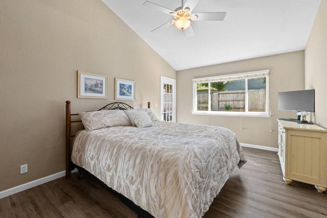 2270 Longview Dr, Roseville, CA 95747