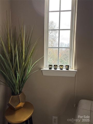 6730 Mallard Park Drive, Charlotte, NC 28262