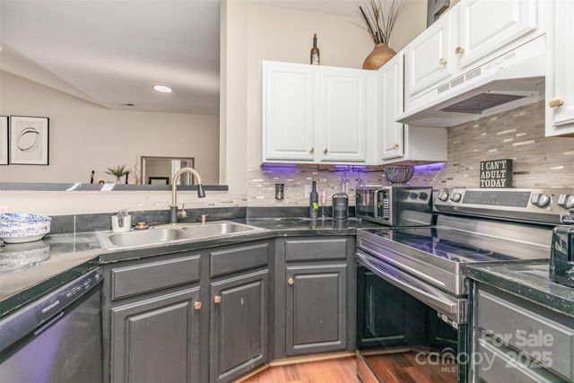 6730 Mallard Park Drive, Charlotte, NC 28262