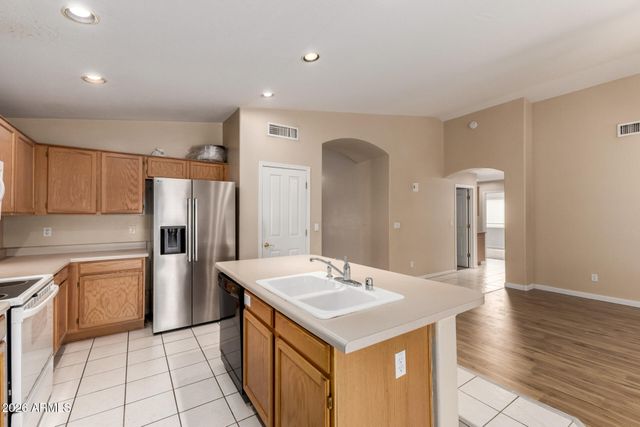 22016 N 66TH Lane, Glendale, AZ 85310