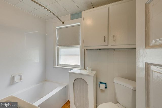 803 PERKINS LN, Edgewater Park, NJ 08010