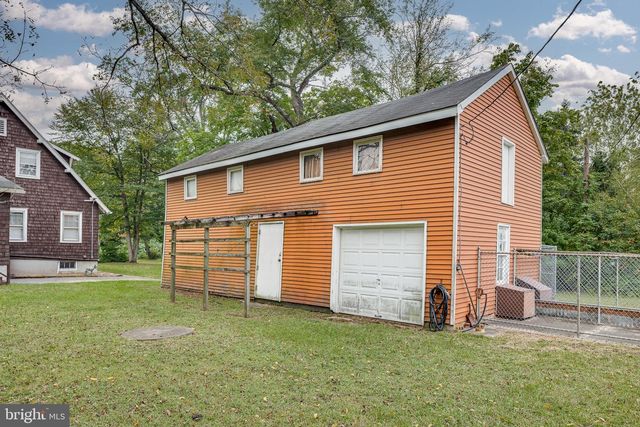 803 PERKINS LN, Edgewater Park, NJ 08010