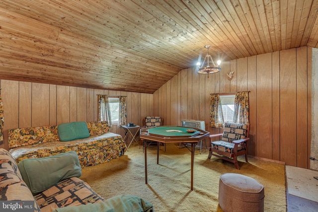 803 PERKINS LN, Edgewater Park, NJ 08010