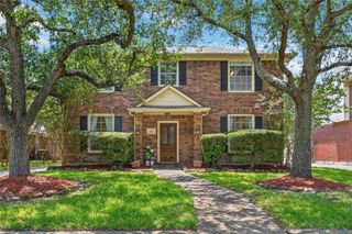 123 Pallins Way, League City, TX 77573