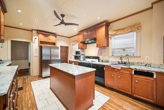 113 Dakota, Boston, MA 02124