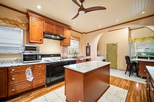 113 Dakota, Boston, MA 02124