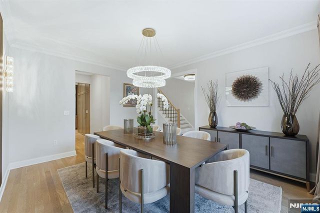 204 Bearwoods Road, Park Ridge, NJ 07656