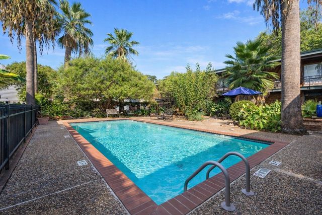 1849 Marshall Street 9, Houston, TX 77098