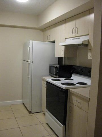 620 SW 111th Avenue 103, Pembroke Pines, FL 33025