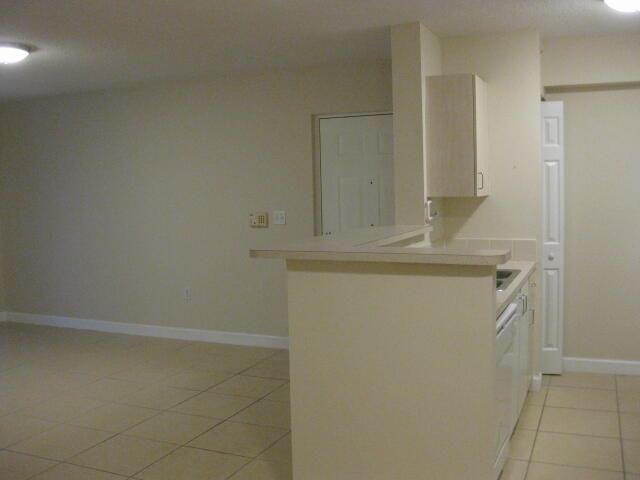 620 SW 111th Avenue 103, Pembroke Pines, FL 33025