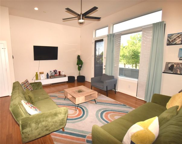 3804 Lovejoy Street, Houston, TX 77003
