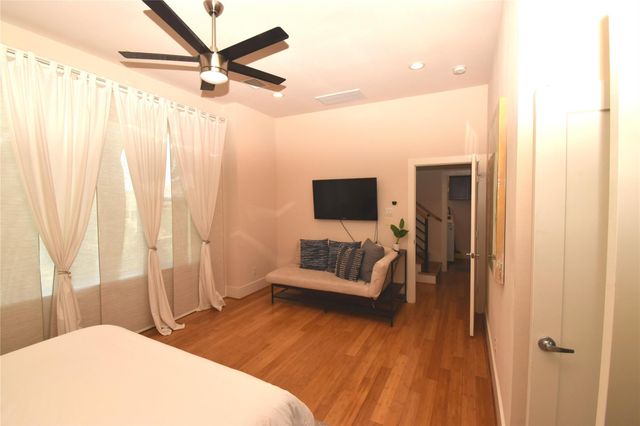 3804 Lovejoy Street, Houston, TX 77003