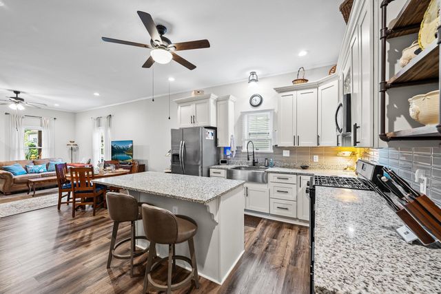 22 Seyle Street, Greenville, SC 29605